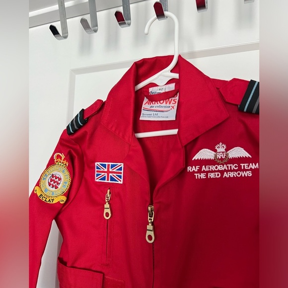 Royal Air Force Red Arrows Kids Flying Suit Pilot Costume: Size 1/2 years - Picture 2 of 6